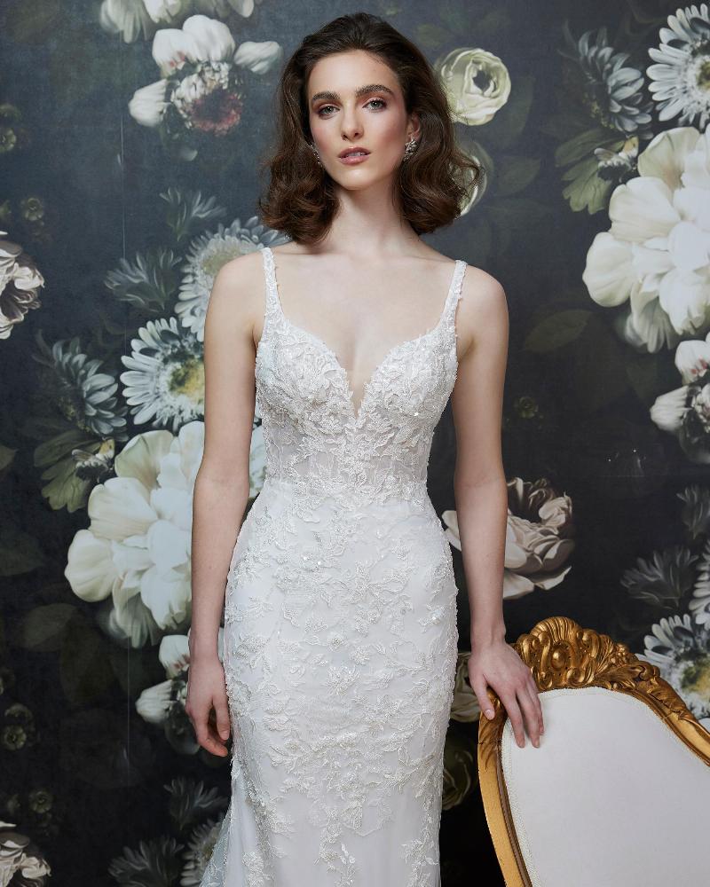 La23247 fitted sexy wedding dress with lace straps and low back3